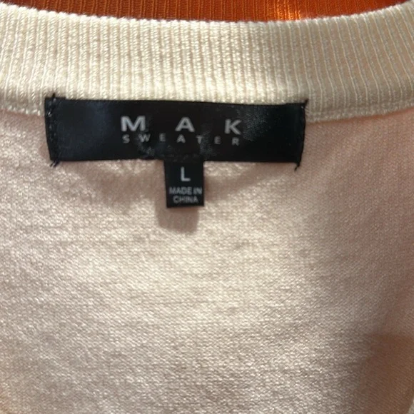 Lot of 10 MAK Sweaters Size Large - Picture 2 of 7